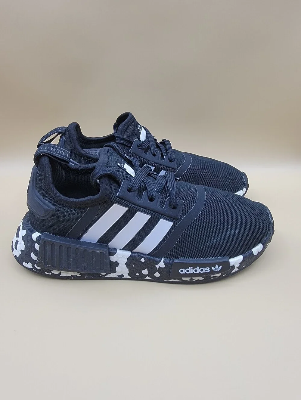 adidas nmd r1
